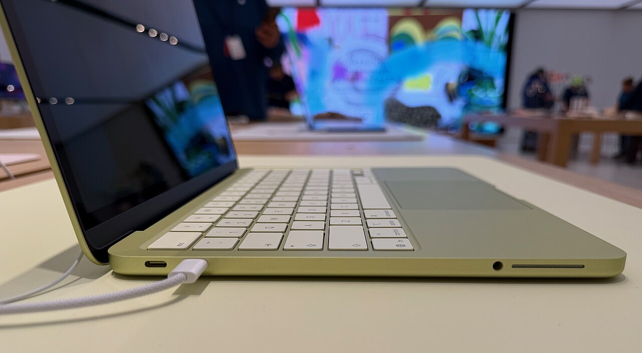 MacBook Neo